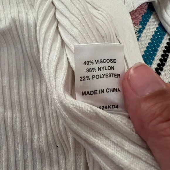 Meshki small cream button down - Picture 7 of 8